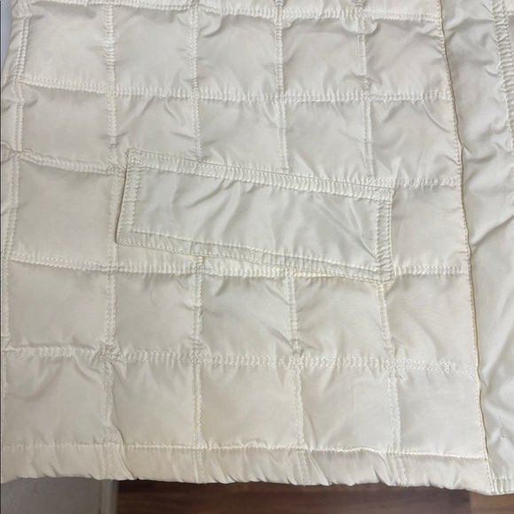 Kenneth Cole Reaction Women's Cream Quilted Vest Size XL - Picture 5 of 7